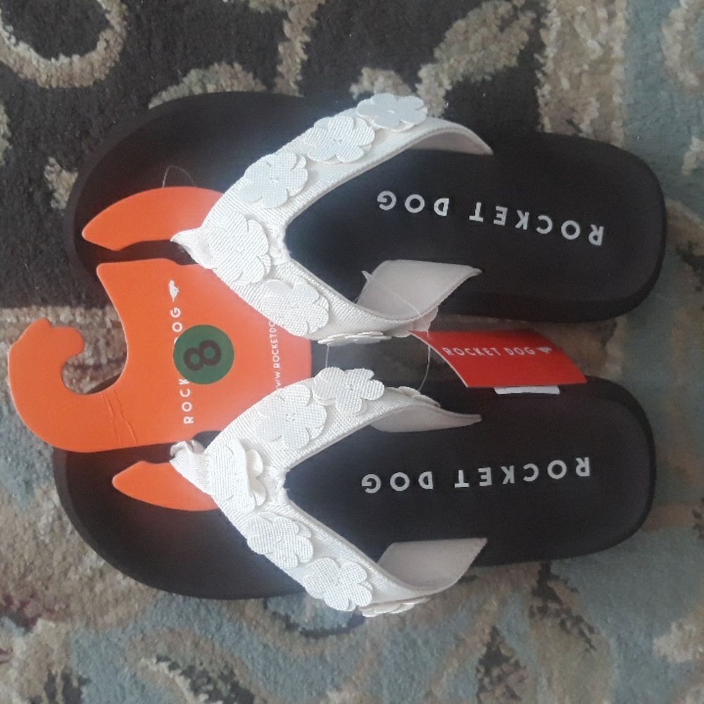 2x*Host Pick*Rocket Dog flower design sandals